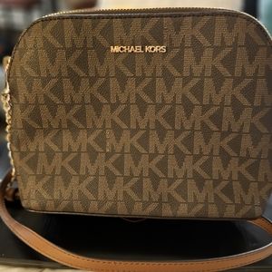 Michael Kors crossbody bag